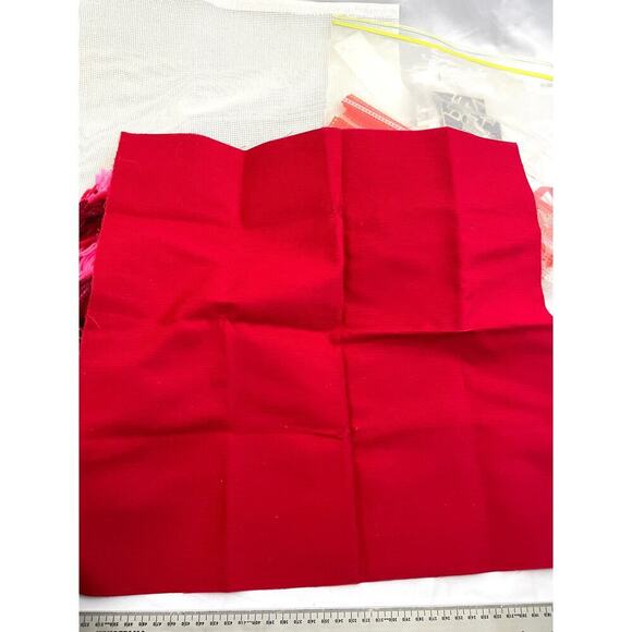 VTG Bulk Lot Needlepoint Craft DIY Supplies Thread Floss Piping - Picture 4 of 16